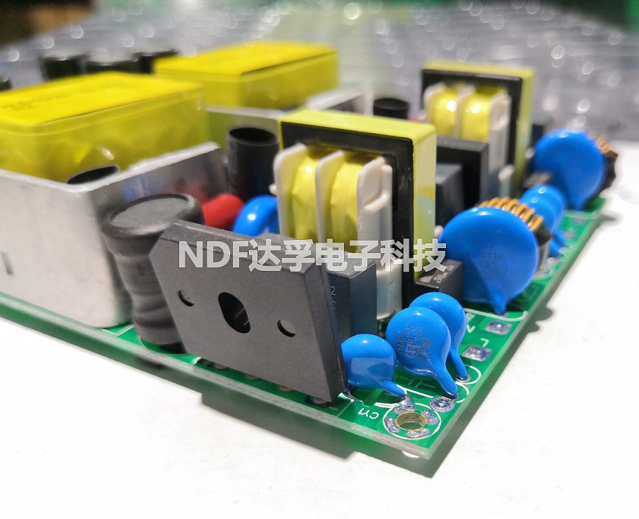 如何判斷高壓瓷片電容器的好壞？