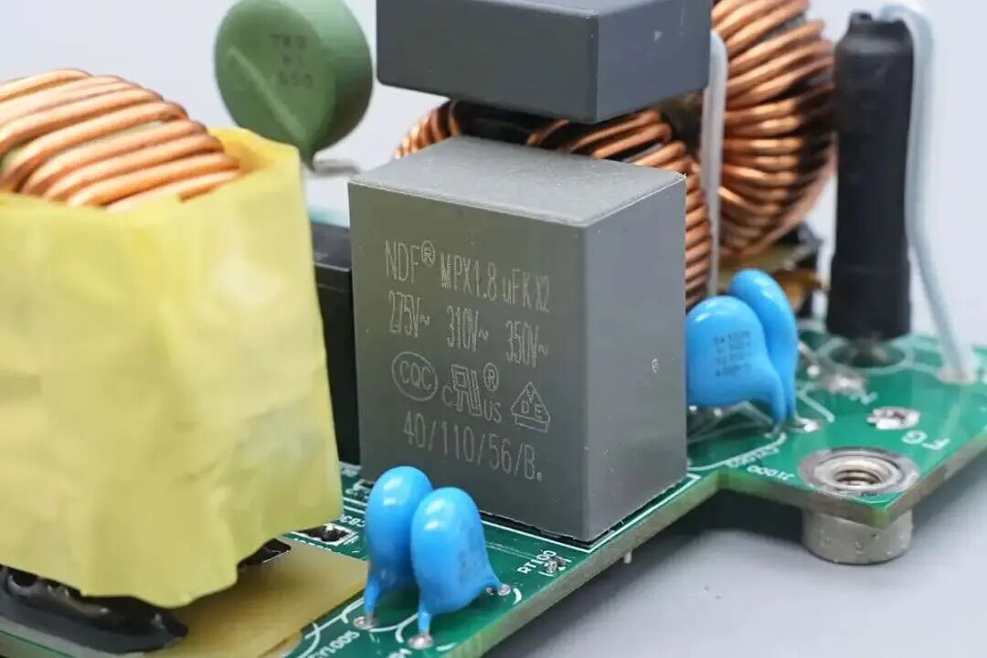 服務(wù)器電源專用X2電容